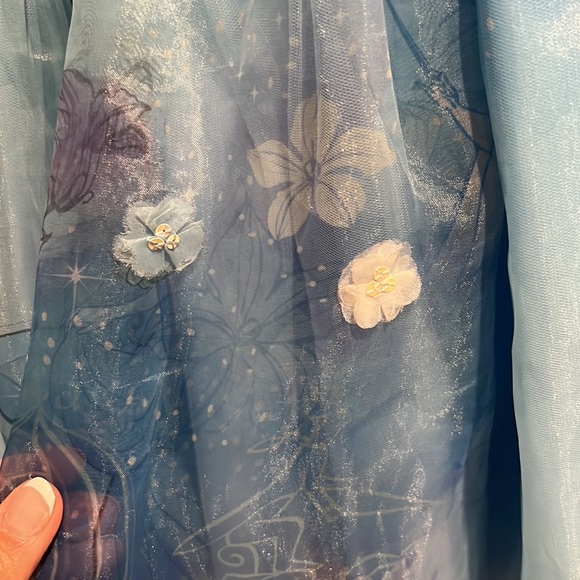 Cinderella dress from Disney store size 5/6 excellent used condition - Picture 4 of 12